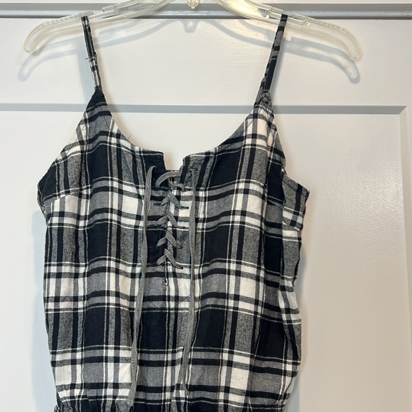 Aerie Plaid Romper in Black and White size small. - Picture 4 of 8